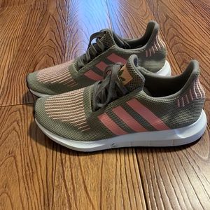 Adidas size 9 sneakers